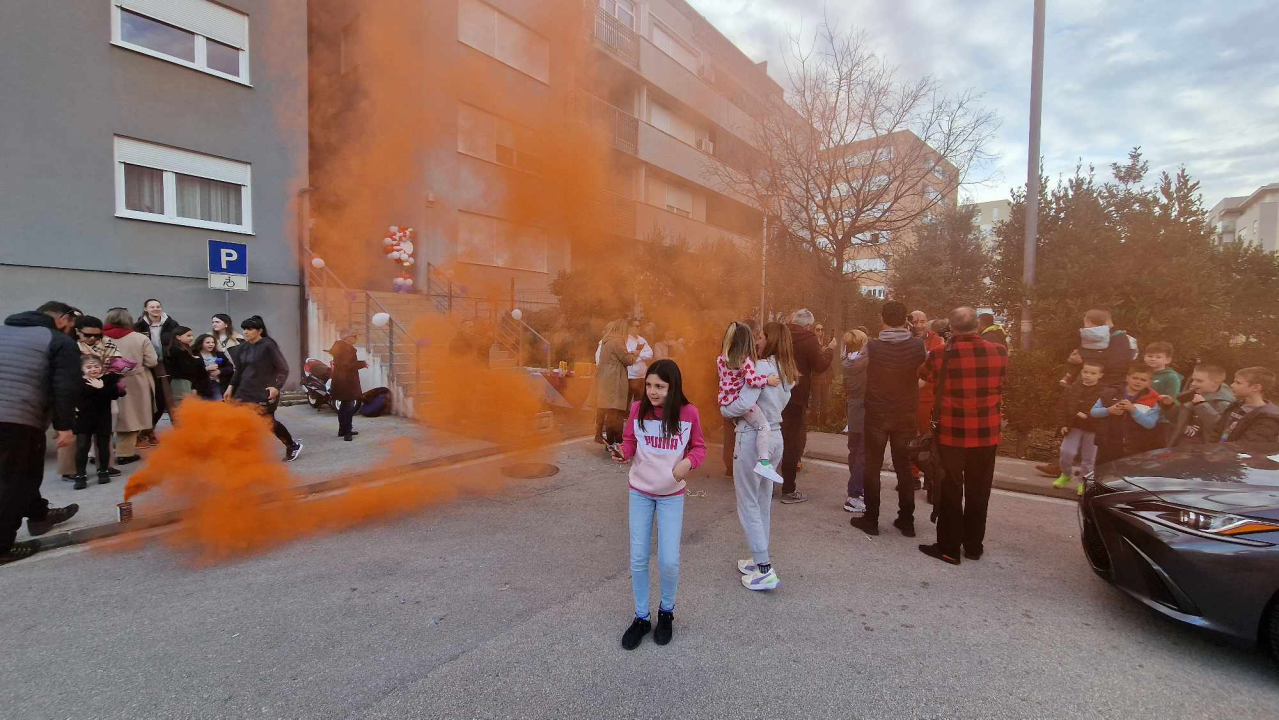 Ivica Tucak ostao bez teksta: Susjedi  na Šubićevcu pripremili mu doček kojem se nije nadao, ali se oduševio