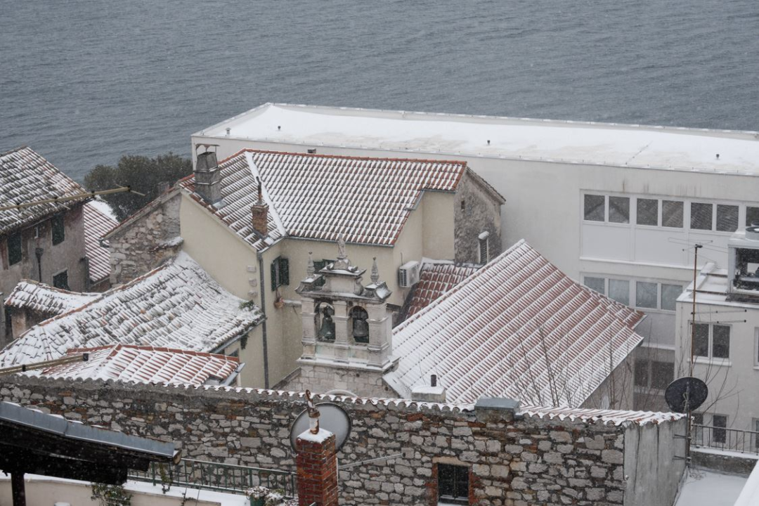 Ovako je Šibenik izgledao na današnji dan 2018. godine, danas je 19 stupnjeva više