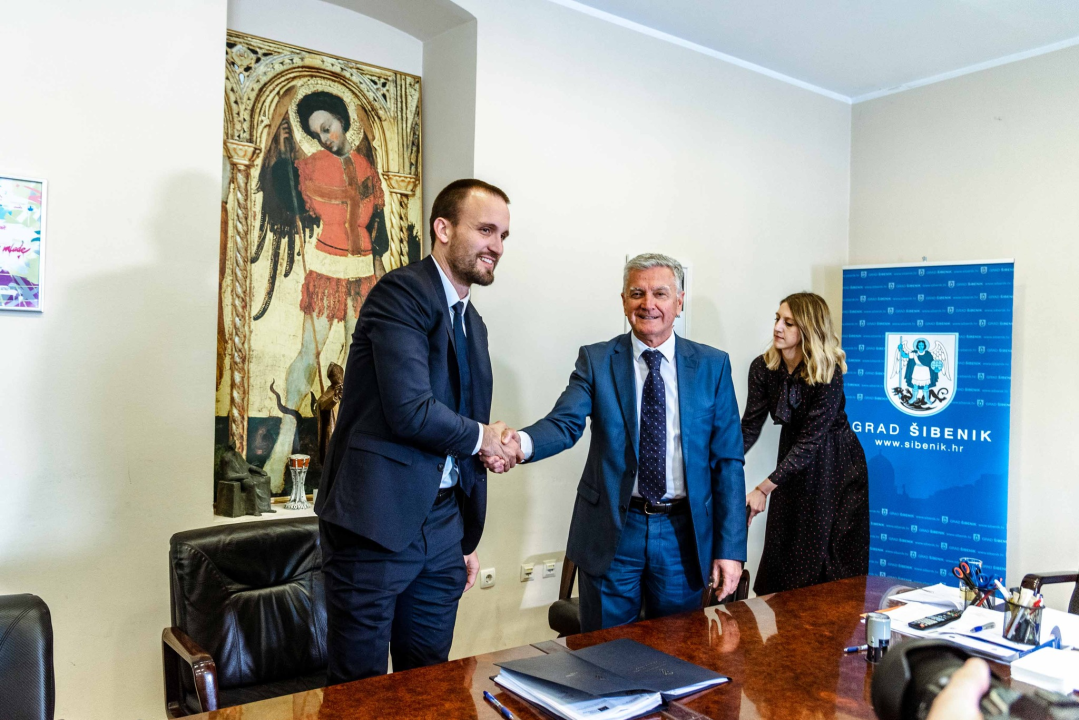 Ministar Erlić donio u Šibenik sporazum i ugovor: Stiže 22 milijuna eura za realizaciju projekata