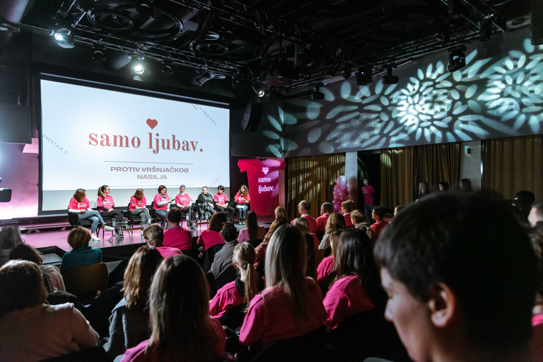 Na skupu o vršnjačkom nasilju župan Jelić priznao: 'I ja sam bio žrtva nasilnika, to nosi brojne frustracije'