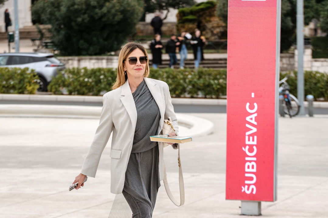 Lijepe sugrađanke pokazale da modu imaju u malom prstu