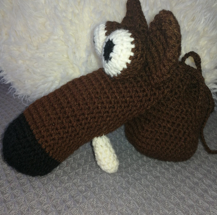  Daria iz Bićina plete nakurnjake: 'Šibenčanima odgovara samo XXL veličina i ništa ispod toga ne priznaju'