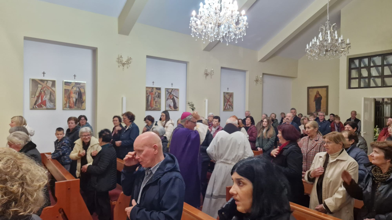 Biskup Rogić obišao župu Krapanj-Brodarica