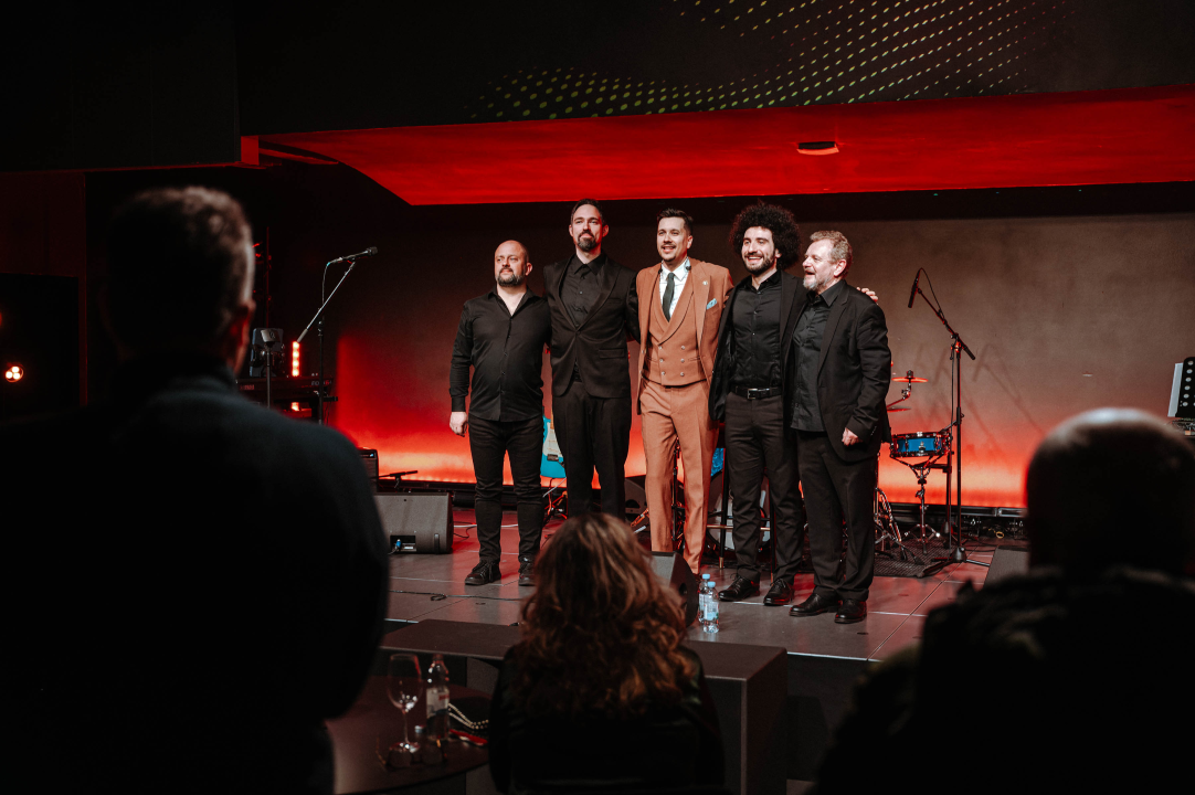 Marko Tolja za Dan žena rasplesao punu Kuću umjetnosti: ‘Arsen me nazvao pseudo-jazzerom’