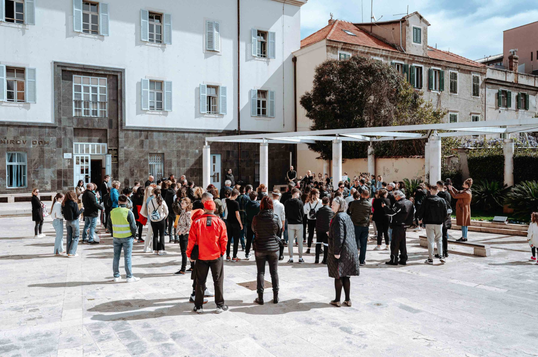 Prosvjed za profesora Tonija Skelina: 'Doživio je ogromnu nepravdu, svi smo u stanju šoka'