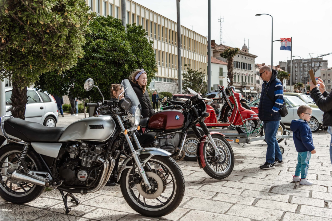 Oldtimeri izazvali veliki interes među Šibenčanima