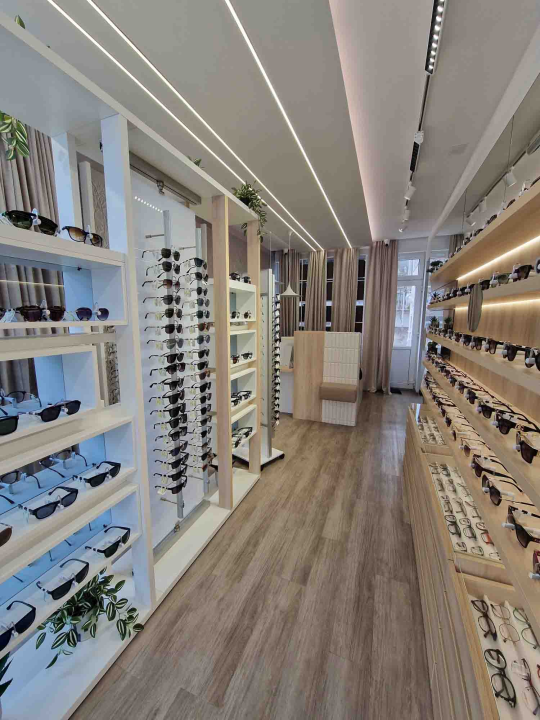 Posjetite Optiku Ercegović u Vodicama i zablistajte s novim naočalama!