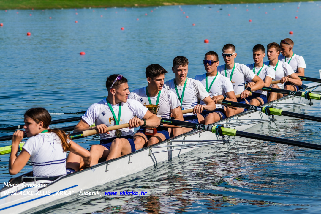 Veslačima Krke na jakoj međunarodnoj regati u Zagrebu zlato, srebro i tri bronce