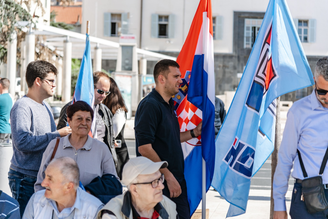 Plenković u Šibeniku: 'Uvjeren sam da će 9. izborna jedinica dati najveći obol ukupnoj pobjedi HDZ-a'