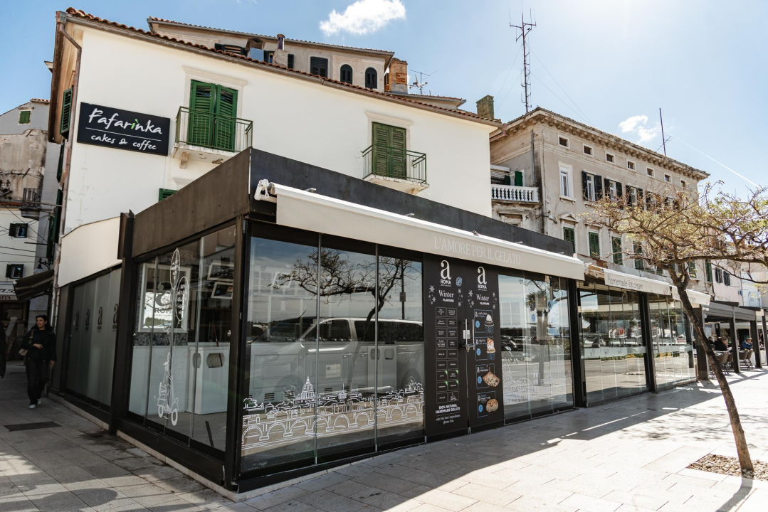 Šibenske ulice ovog ljeta bez škrinja sa sladoledima, moraju biti unutar objekta 