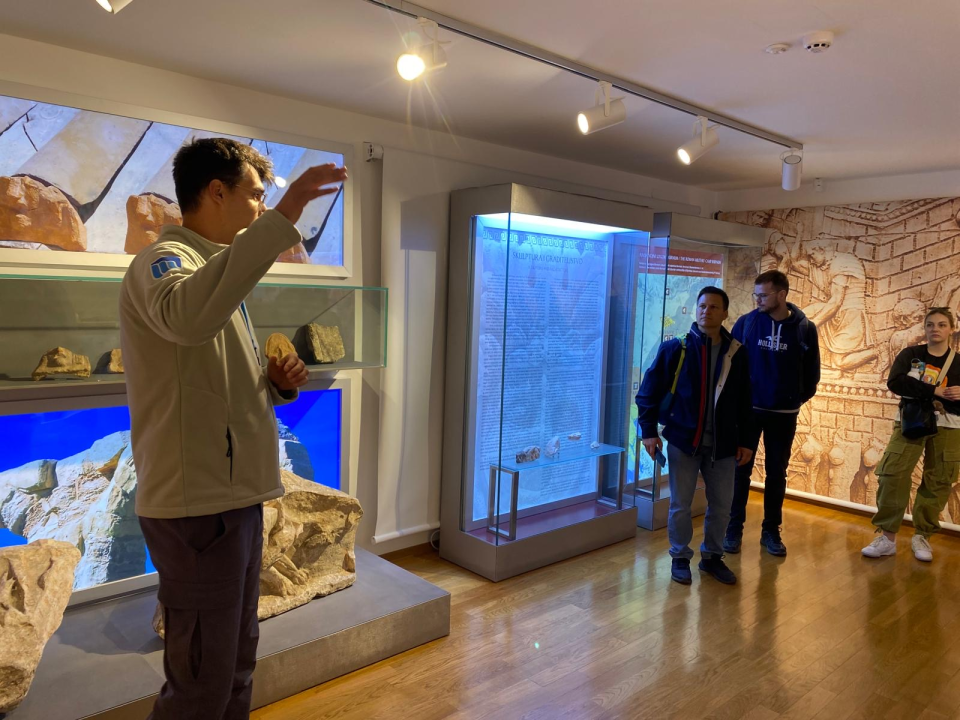 Studenti Turističkog menadžmenta VUŠ-a na terenskoj nastavi u NP Krka