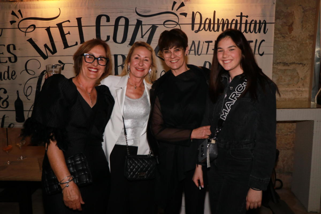 Pogledajte atmosferu s proslave:  Restoran Kamenar proslavio 50. godišnjicu neprekidnog rada! 