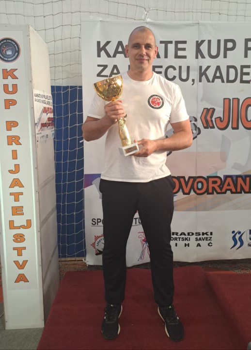 Čak 40 medalja karataša KK Šibenik 1066 na Kupu prijateljstva u Bihaću