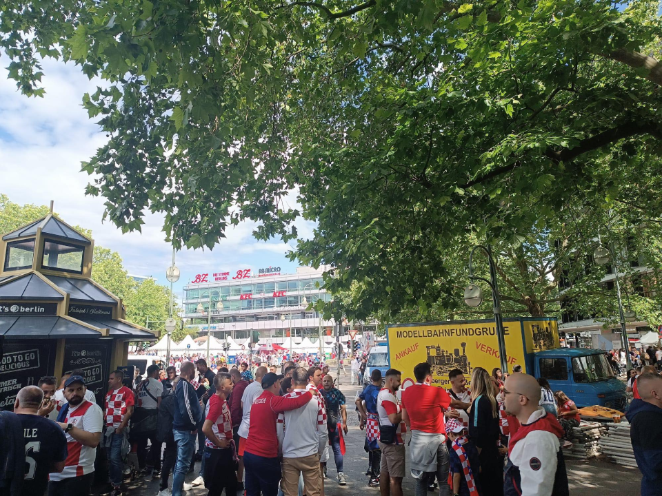 Šibenčani se odlično zabavljaju u Berlinu, s njima i Stipe Bačelić-Grgić