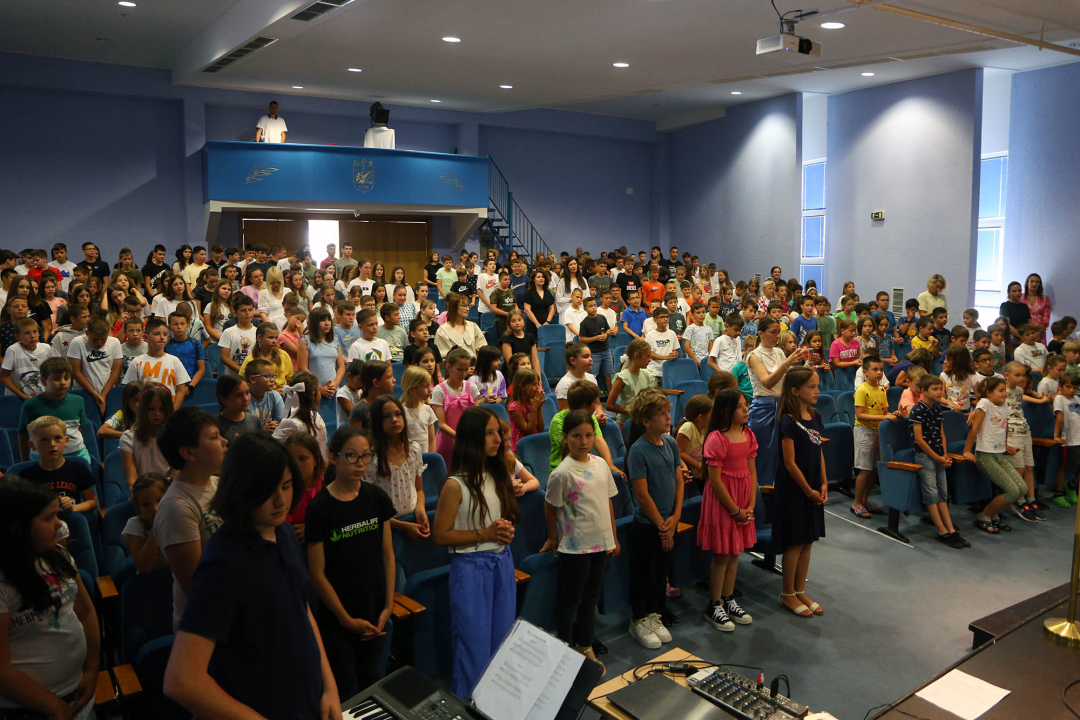 Biskup predvodio misu zahvalnicu za kraj školske godine