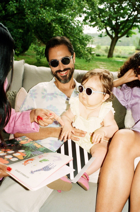 Trendi sunčane naočale IZIPIZI pronađite u trgovini M.A.G.-D.D.! 