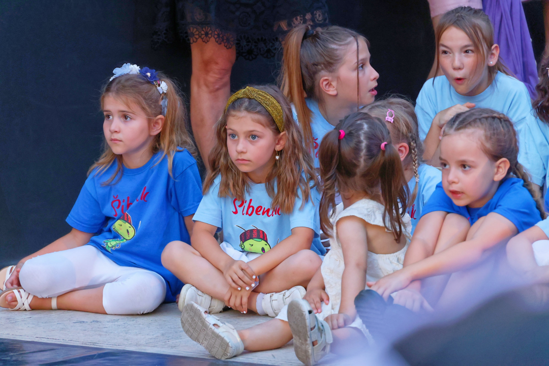 Talijanski akrobati oduševili Šibenčane: Evo što su vam iz MDF-a pripremili za danas  