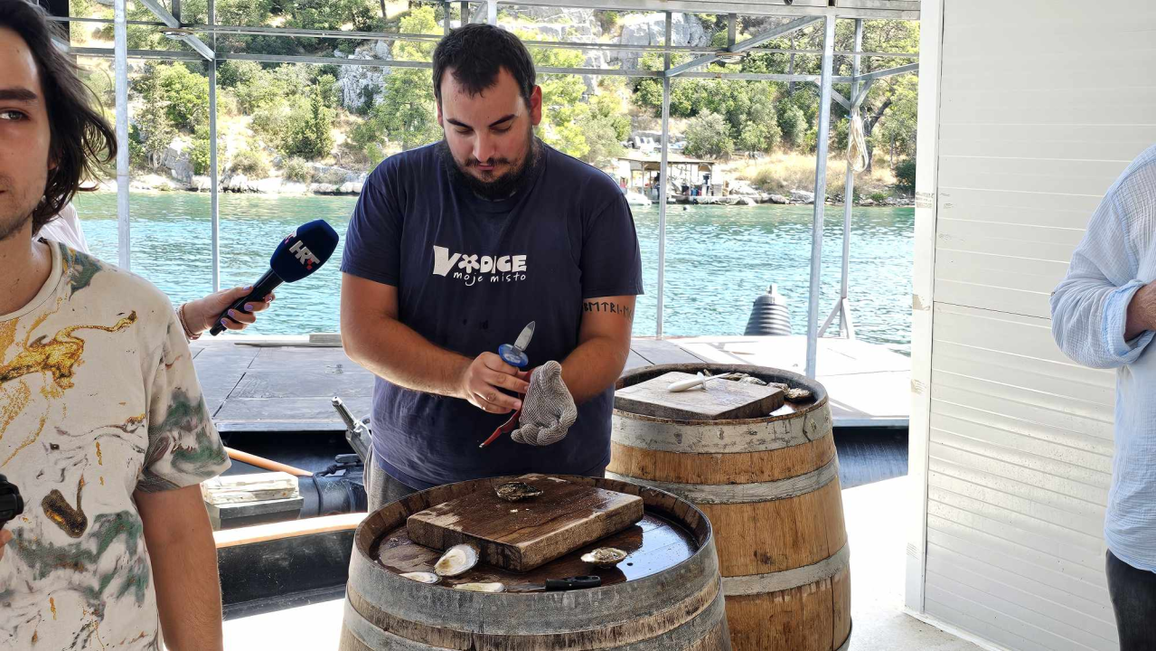 Turizam u Dalmaciji počeo je prije 180 godina u Šibeniku, a danas smo prošli rutom prvih turista