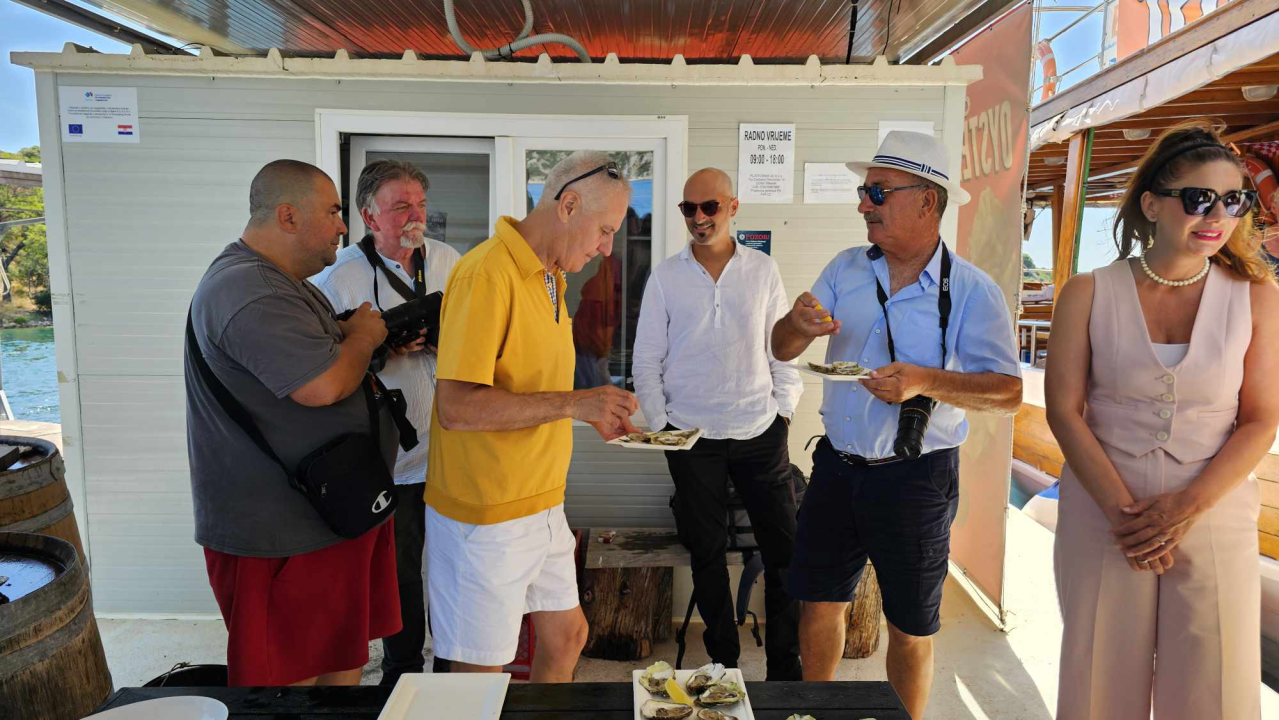 Turizam u Dalmaciji počeo je prije 180 godina u Šibeniku, a danas smo prošli rutom prvih turista