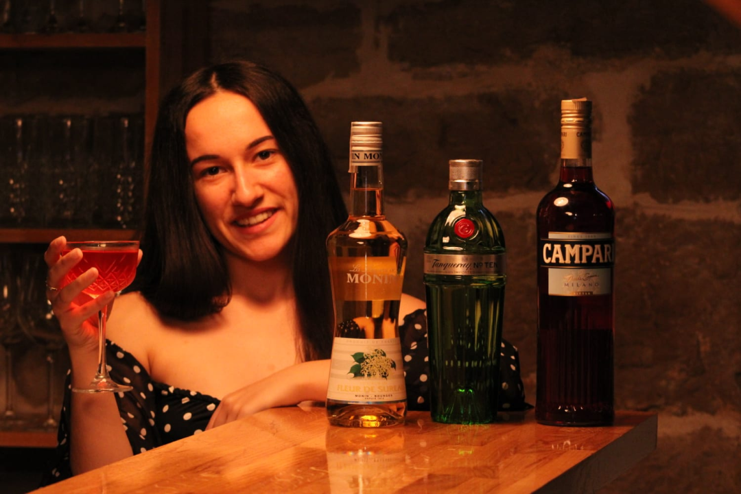 Mladi par u srcu grada otvorio posebni Ginfinity Bar!