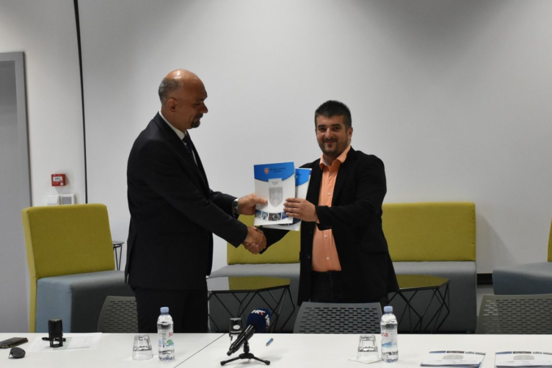 Župan potpisao ugovore vrijedne preko 200 tisuća eura, sufinancirat će 16 projekata u županiji