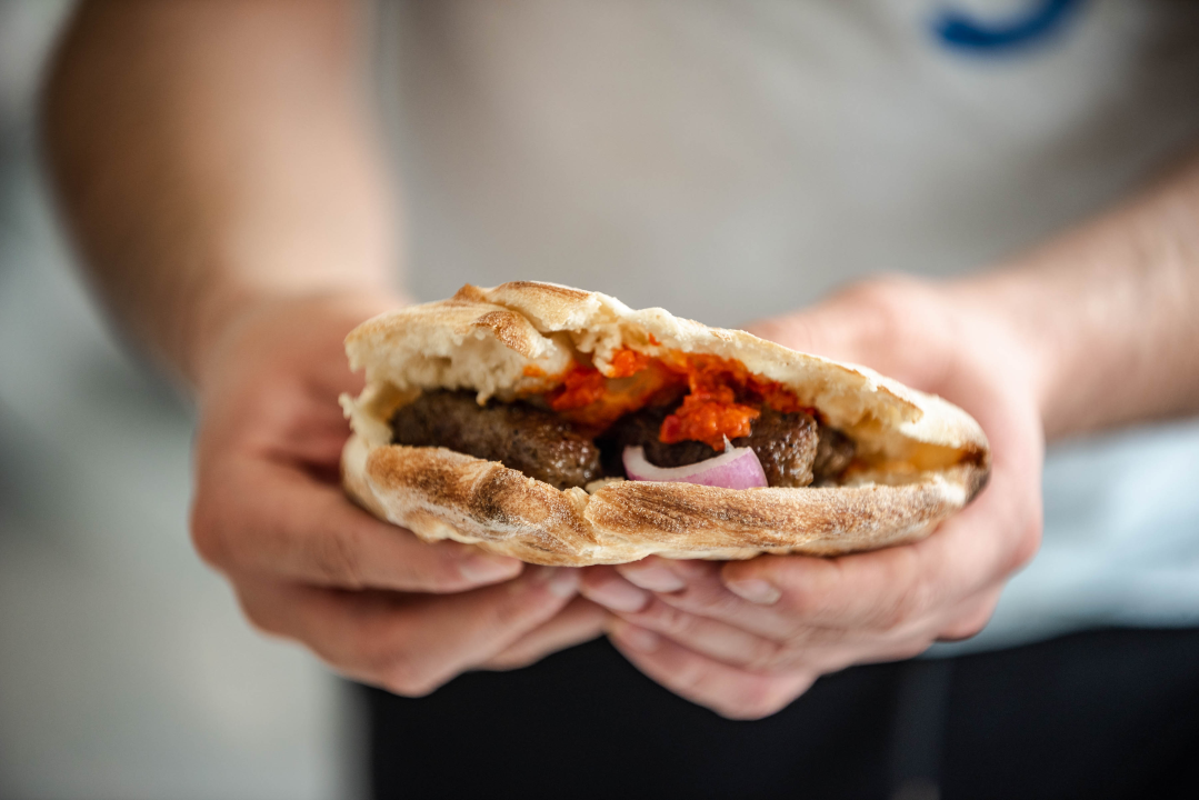 Naručite slasna jela iz Food Studija