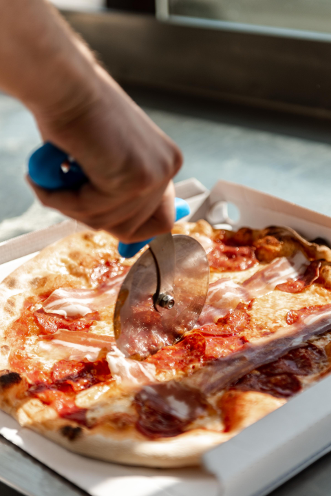 Naručite slasna jela iz Food Studija