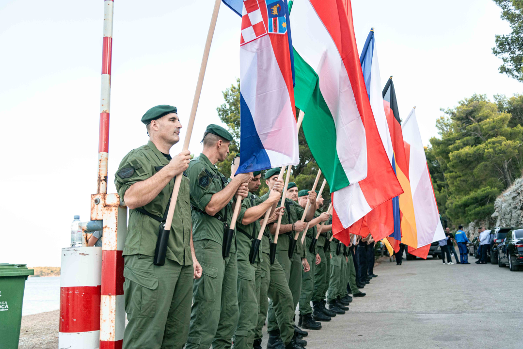 Na Martinskoj se okupili policajci, a Božinović poručio: 'Jedna smo od najsigurnijih zemalja na svijetu'