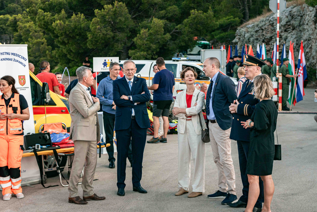 Na Martinskoj se okupili policajci, a Božinović poručio: 'Jedna smo od najsigurnijih zemalja na svijetu'