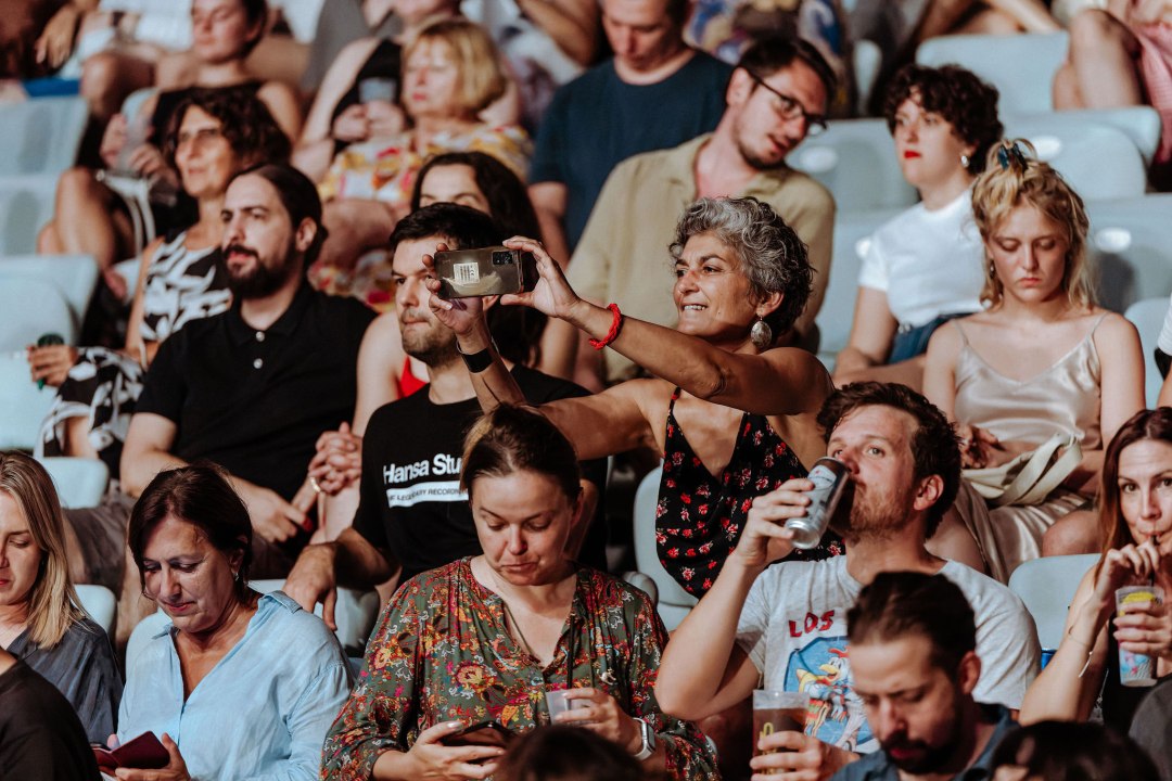 Devendra Banhart na sv.Mihovilu rasplesao publiku već prvom pjesmom: 'Ovo mjesto je pravi dragulj'
