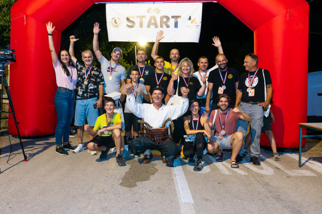 Više od 50 natjecatelja utrkivalo se na karićima kroz Rupe