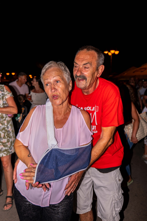 Vodička fešta okupila rekordan broj ljudi: Iće i piće, Mile Perkov, Fenixi, Spectrum i legendarni Petar Grašo