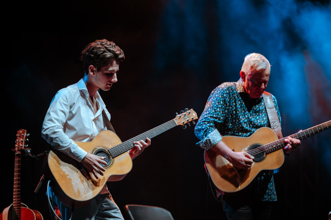 Gitaristička legenda Tommy Emmanuel na Mihovilu oduševio sviranjem tri dionice istovremeno 