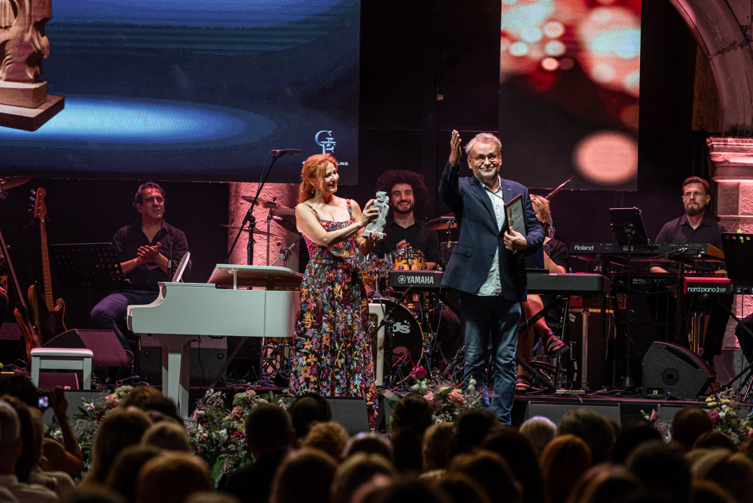 Duška Brčić-Šušak pobjednica Večeri dalmatinske šansone, Ibrica Jusić dobio nagradu za životno djelo