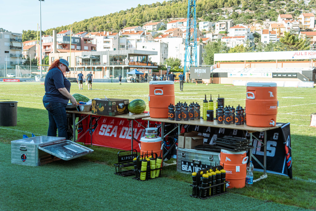 Američki nogomet na Šubićevcu vizualno zanimljiv, rezultatski ne: Madrid uvjerljiv protiv Hamburga