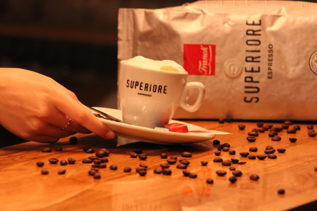 Prevruće je da kuhate, počastite se slasnim roštiljem Kod Starog! 