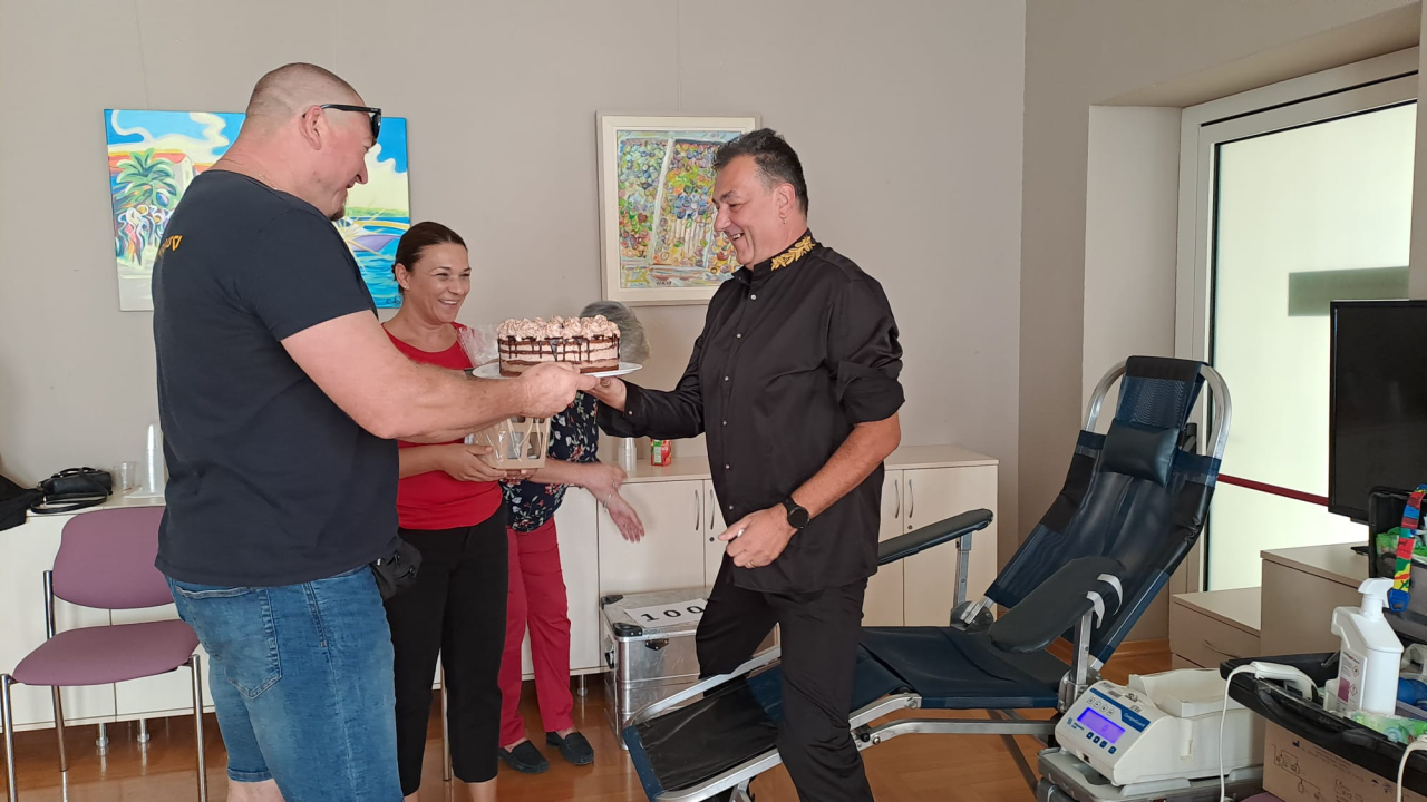 Prvi put s 23 godine: Vodičanin Robert Pašara danas po stoti put darovao krv