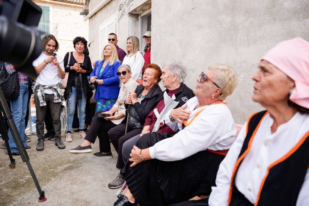 Na Kapriju otvorena škola nakon 50 godina, pohađa je jedan, ali vrijedan učenik