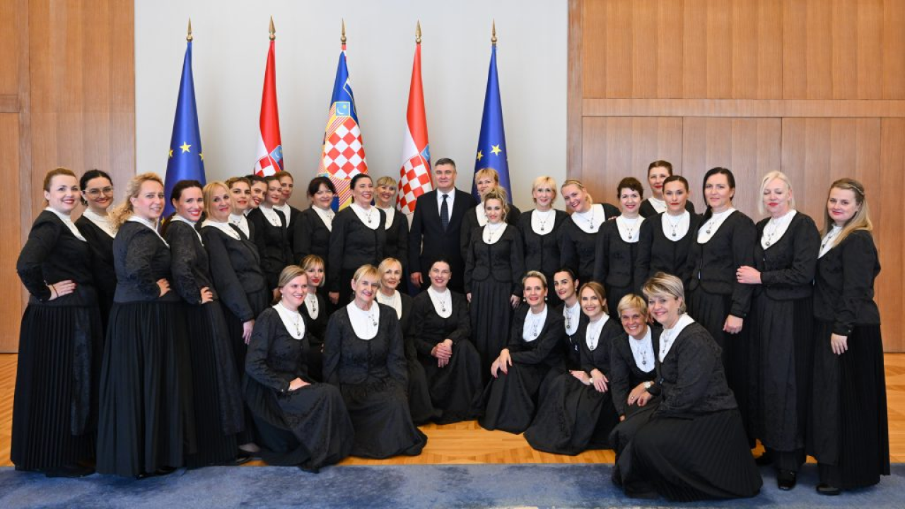 Šibenski 'Kolaši' u posjetu predsjedniku Milanoviću