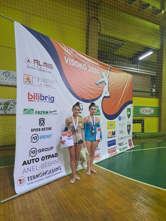 Gimnastičarke Šibenik-Dalmacije na međunarodnom natjecanju do dva zlata u duetu i još dvije individualne medalje