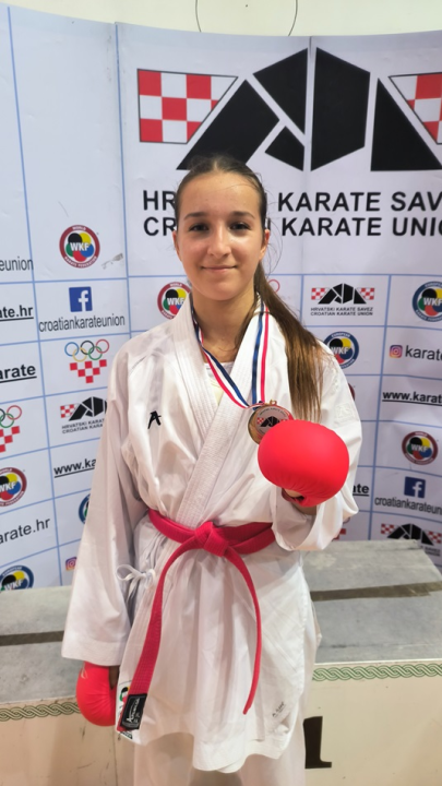 Karatisti Šibenika 1066 na Prvenstvu Hrvatske uzeli pet srebra i šest bronci