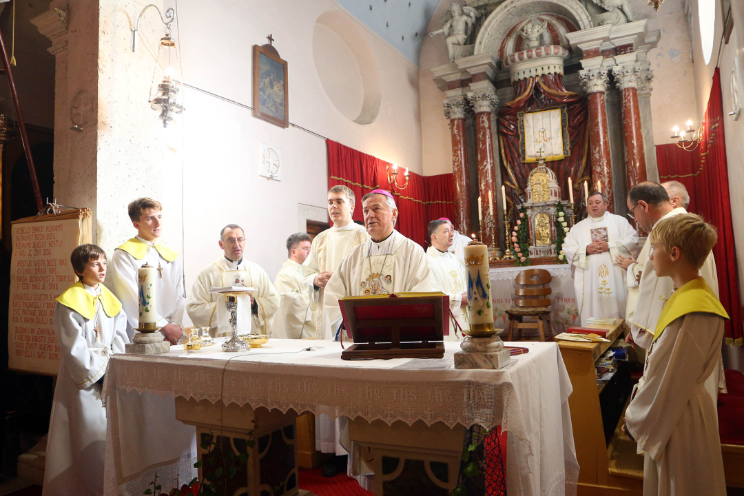 U Jezerima proslavljen blagdan Gospe od Zdravlja