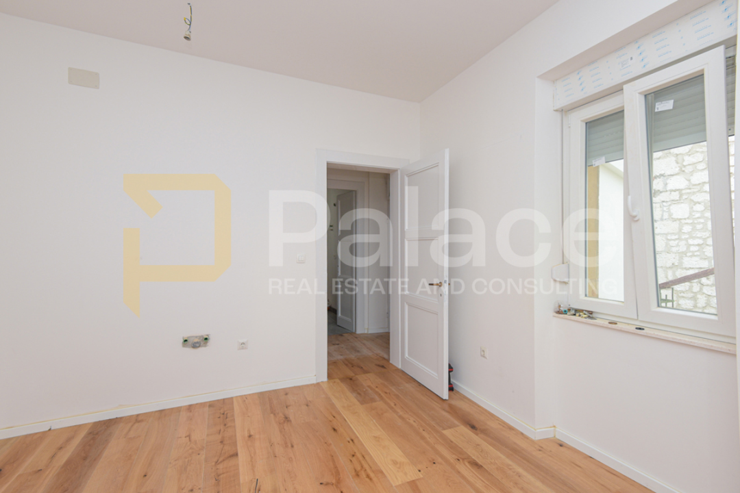 Agencija Palace: Prodaje se dvosoban stan na odličnoj lokaciji 