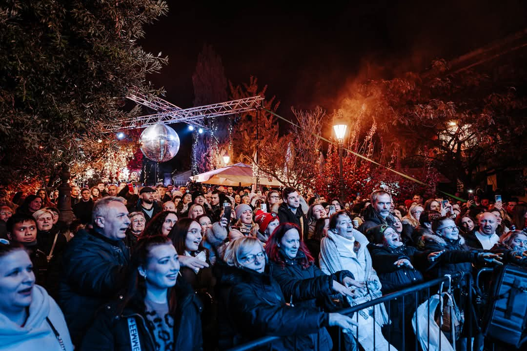Gibonni u Parku spektakularno otvorio glazbeni program Adventure (2)