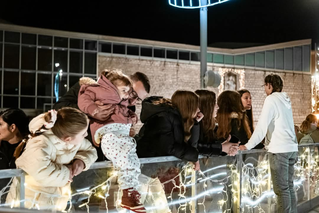 Otvorena sezona klizanja: Ledena avantura osvaja Šibenčane i njihove goste