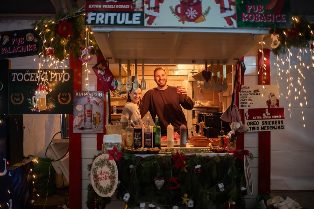 Advent u Kninu i ovaj tjedan nastavlja spajati zajedništvo i blagdanski duh. Provjerite što su pripremili