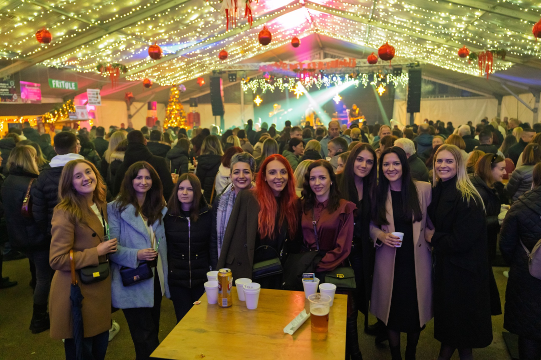 Vrhunska zabava uz Grupu Vigor na Kraljevskom Adventu