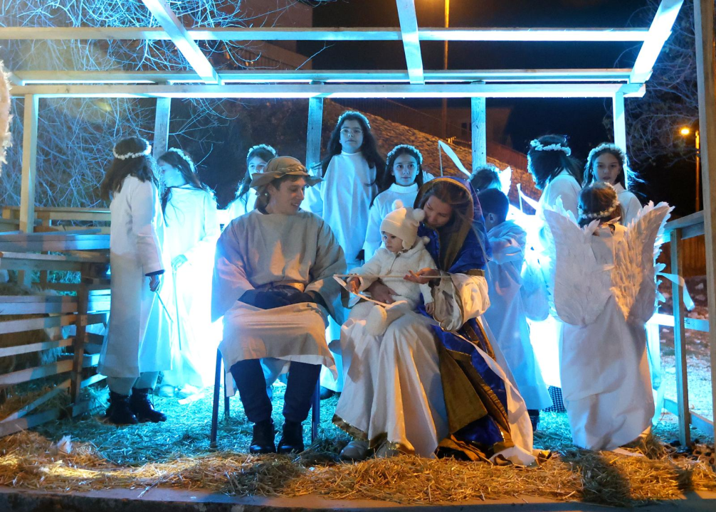 U izvedbi župljana sv. Petra na Vidicima uprizorene žive jaslice