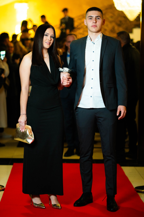 FOTOGALERIJA Zavirite na blještavi Maturalni ples Ekonomske škole (1)