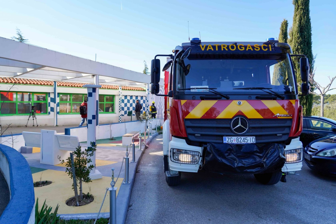 Evakuirana OŠ Brodarica: Bez brige, to je bila samo vježba 